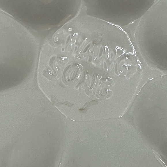 Chang Song Easter Bunny Egg ceramic dish - Picture 11 of 16